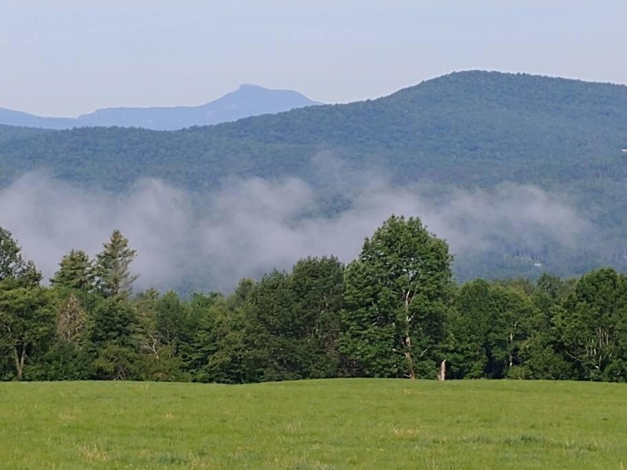Spacious Country Retreat Close To Town And Nature, Sylvana Farm Vt Montpelier Bagian luar foto