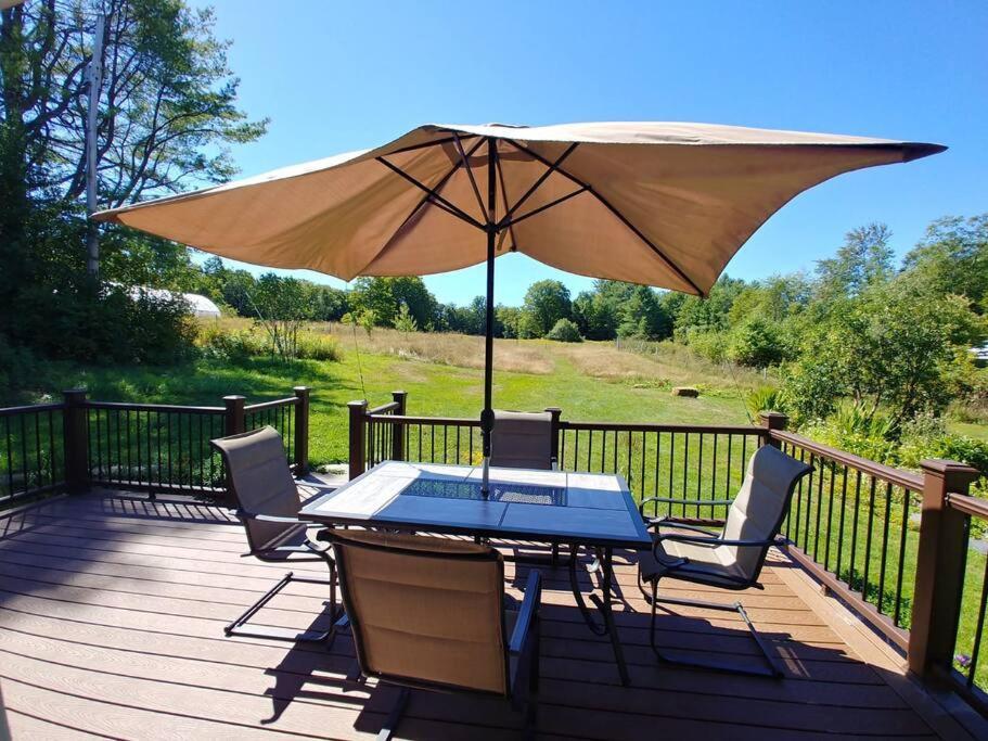Spacious Country Retreat Close To Town And Nature, Sylvana Farm Vt Montpelier Bagian luar foto