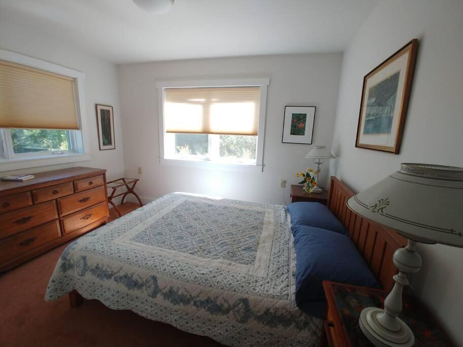 Spacious Country Retreat Close To Town And Nature, Sylvana Farm Vt Montpelier Bagian luar foto