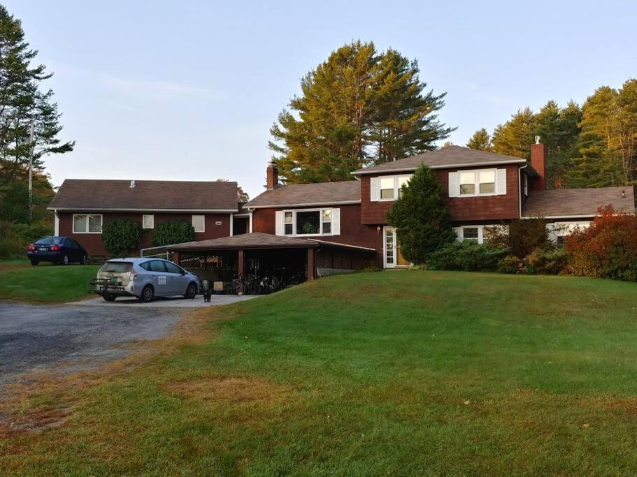 Spacious Country Retreat Close To Town And Nature, Sylvana Farm Vt Montpelier Bagian luar foto